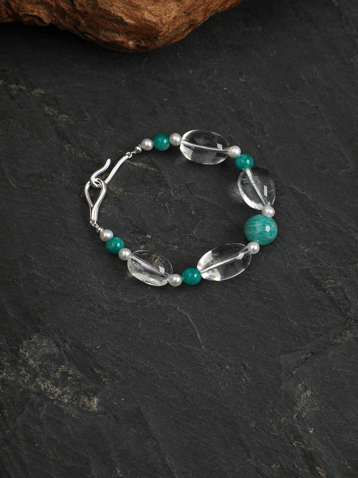 Verdant Isle · Amazonite, Clear Quartz & Pearl Bracelet