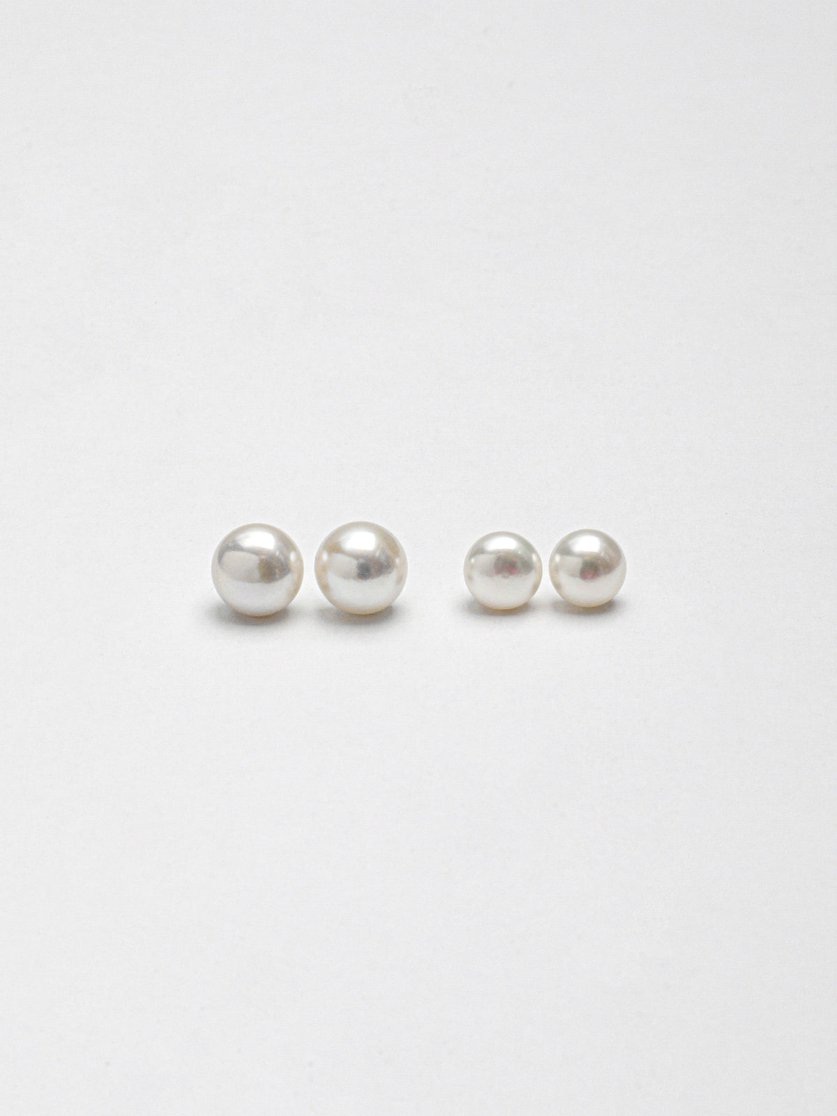 Luminous Glow · 5A Freshwater Pearl Stud Earrings