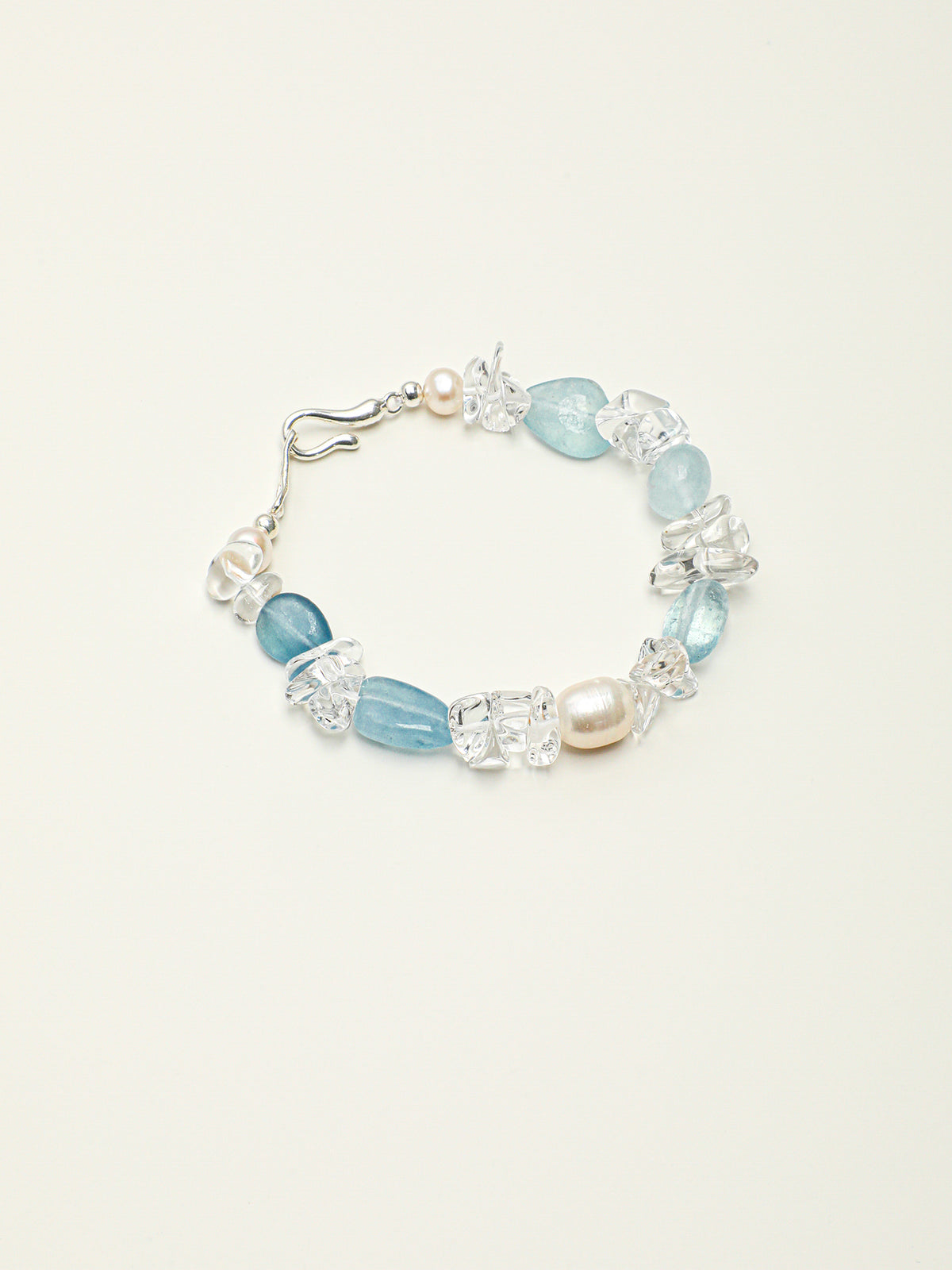 Ice Blue · Aquamarine, "Crushed Ice" Quartz & Pearl Bracelet