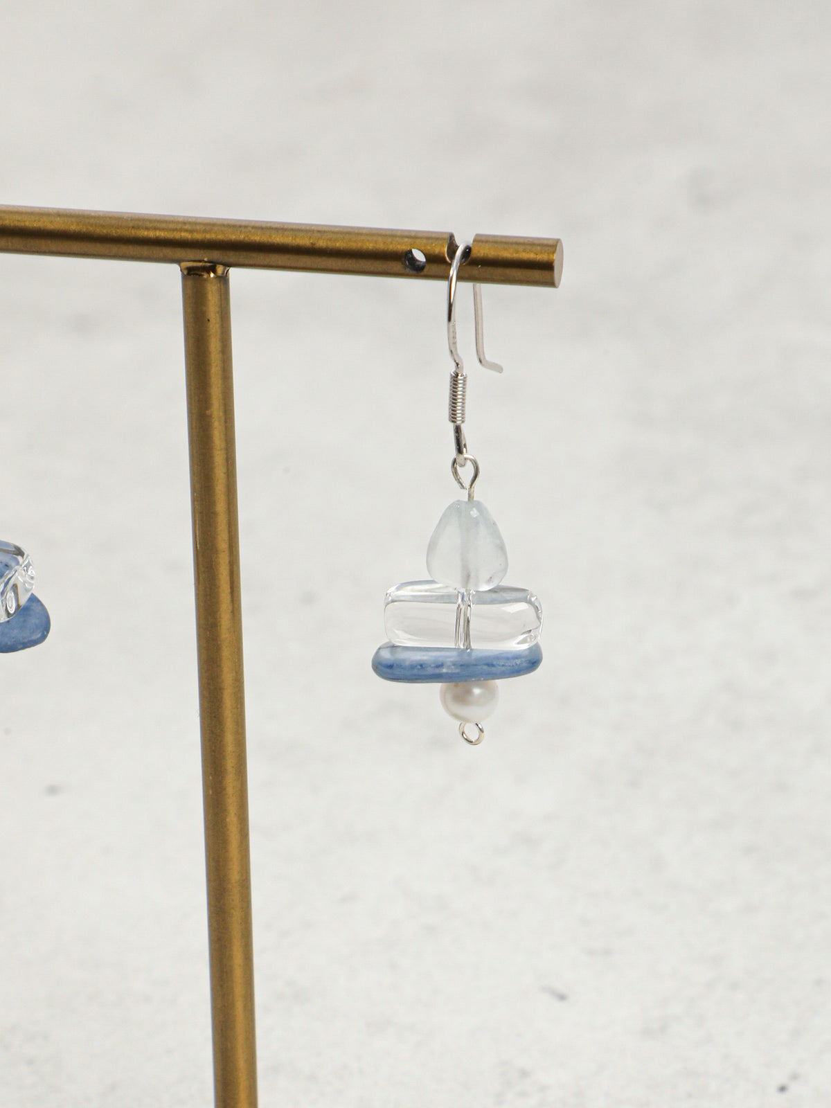 Azure Snow Shadow · Aquamarine, Kyanite, Clear Quartz & Pearl Earrings