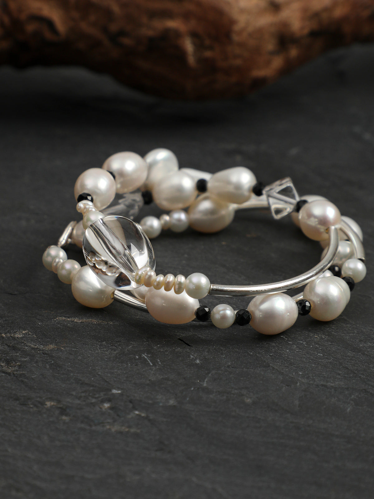 Monochrome Rhythm · Clear Quartz & Pearl Necklace